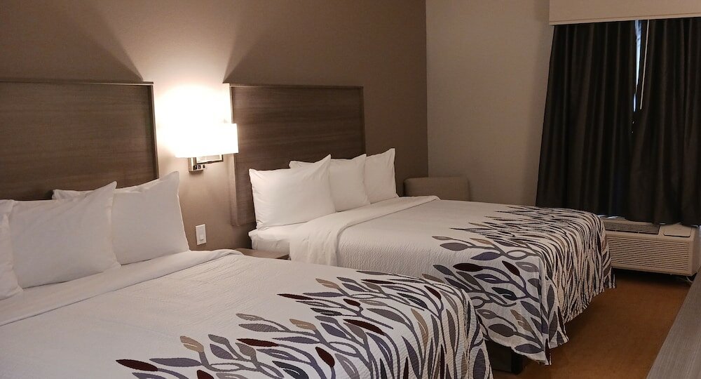 Фото Red Roof Inn Lancaster, Tx