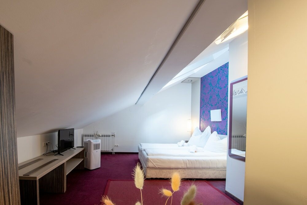 Фото Hotel Amadea