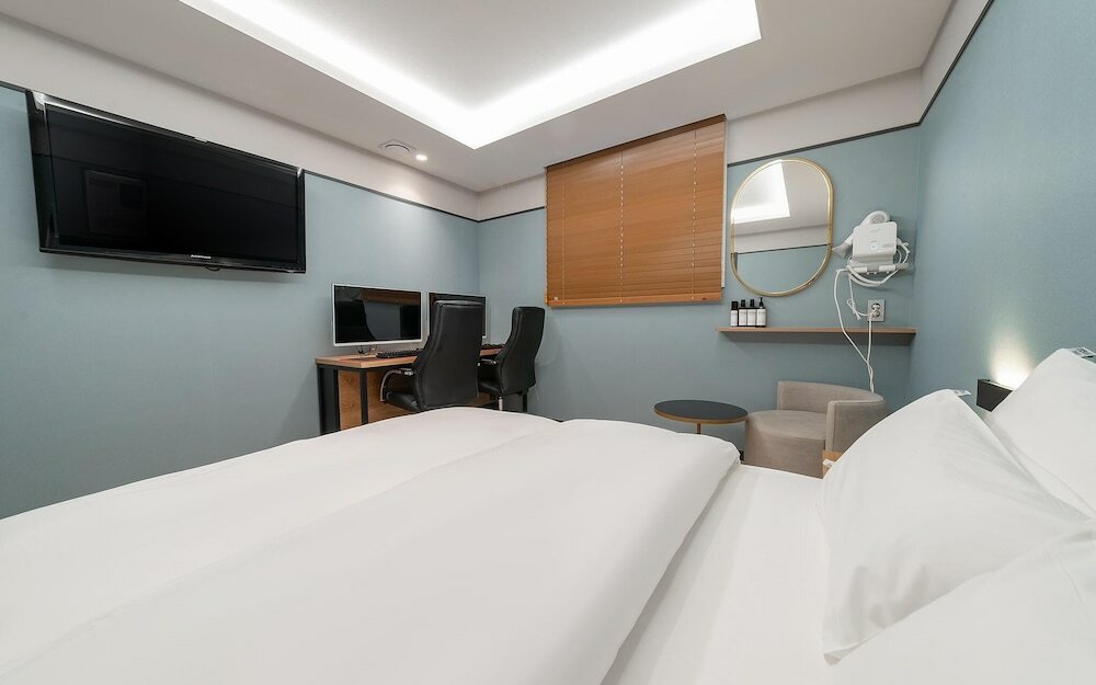 Фото Yeongdeungpo № 25 Yeongdeungpo Branch