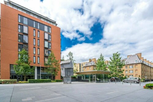 Modern Studio in Chelsea, Near Sloane Square