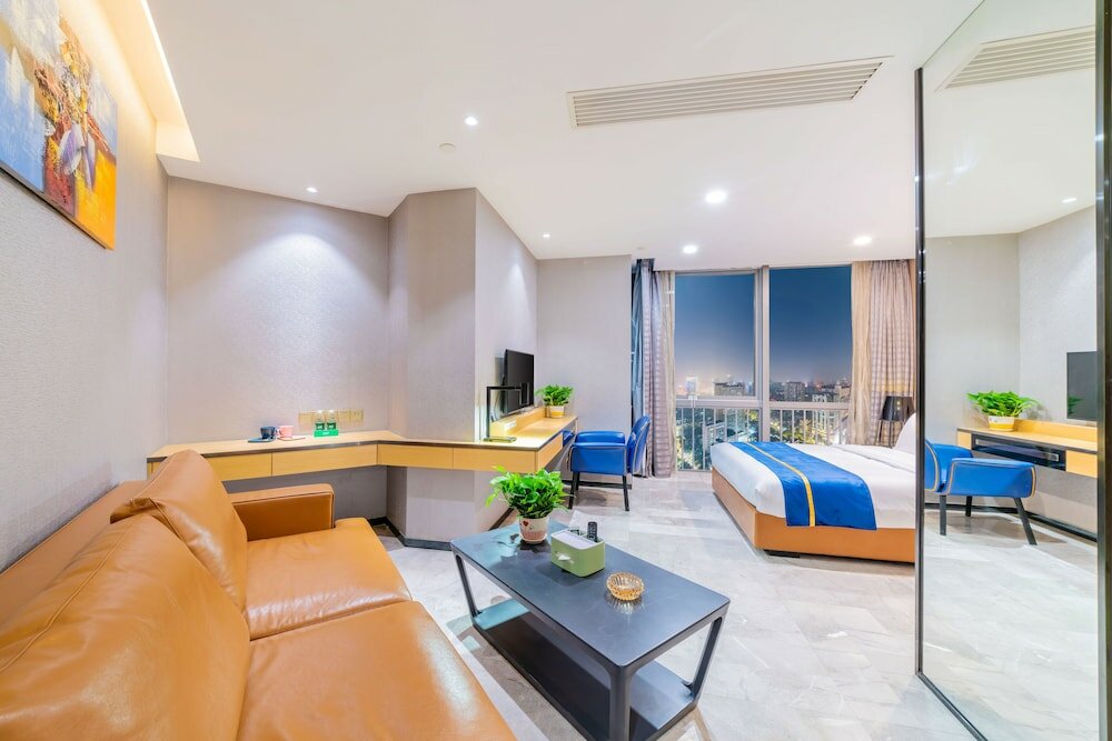 Фото Cloudy International Apartment