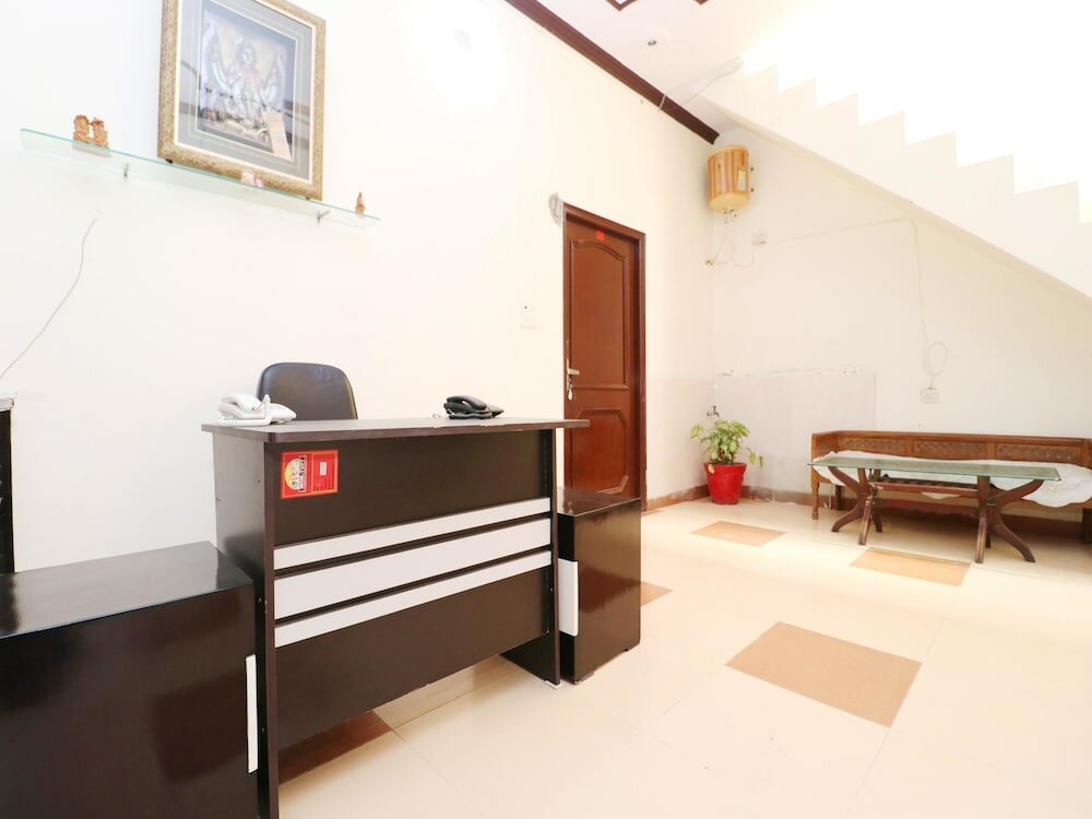 Фото Oyo 37903 Best Stay Guest House