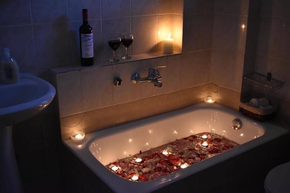 Фото Leonidas Rooms