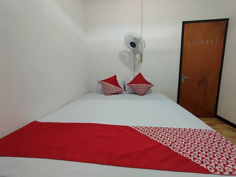 Фото Oyo 92357 Zzip Homestay