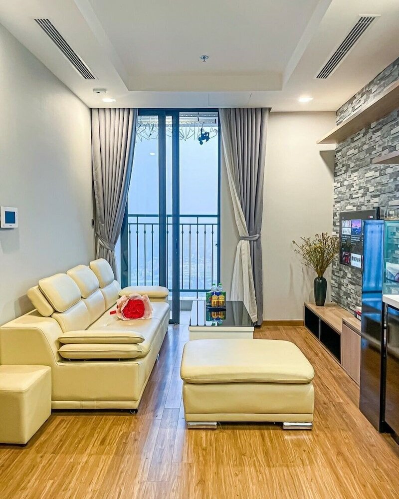 Фото Canh Apartment in Vinhomes Green Bay