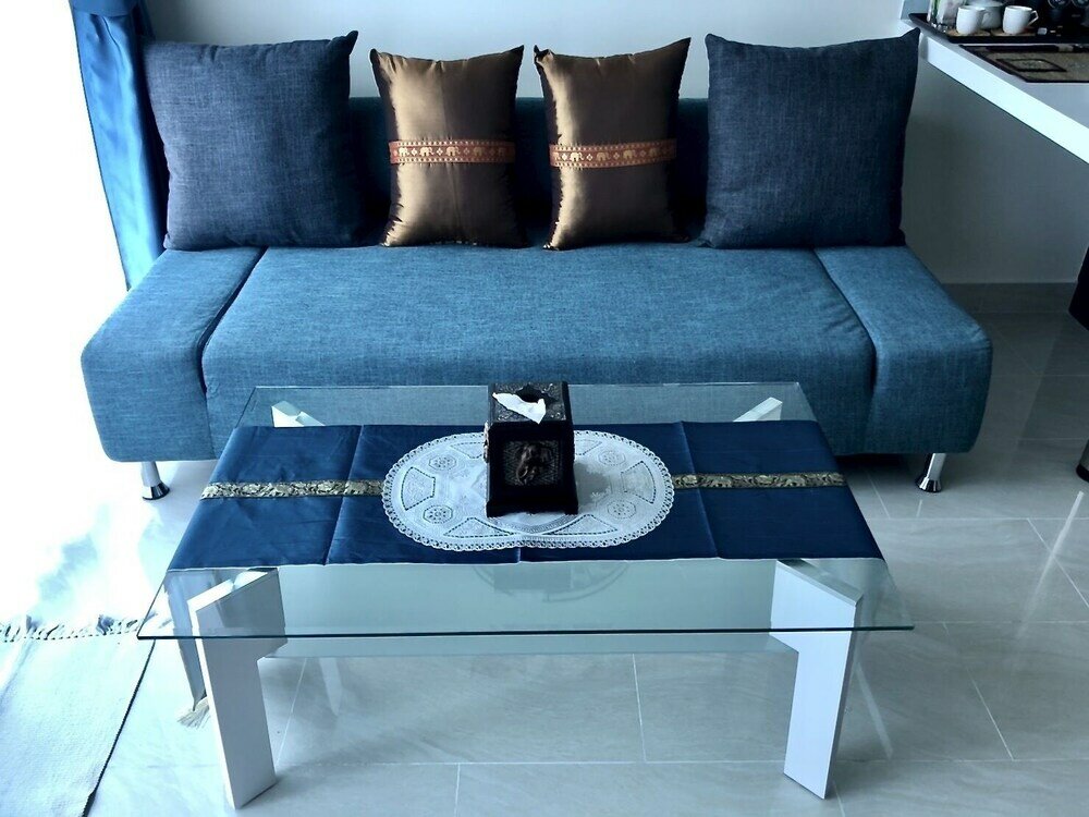 Фото Luxury Apartments in Grand Avenue