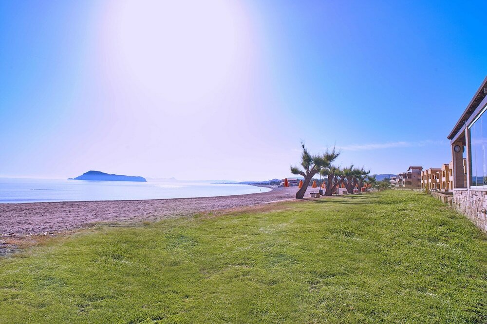 Фото Silver Beach Hotel