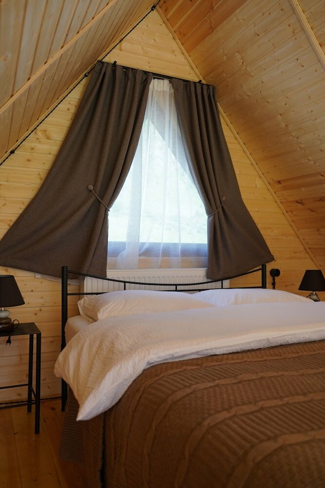 Фото Traveler's Cottage in Kazbegi