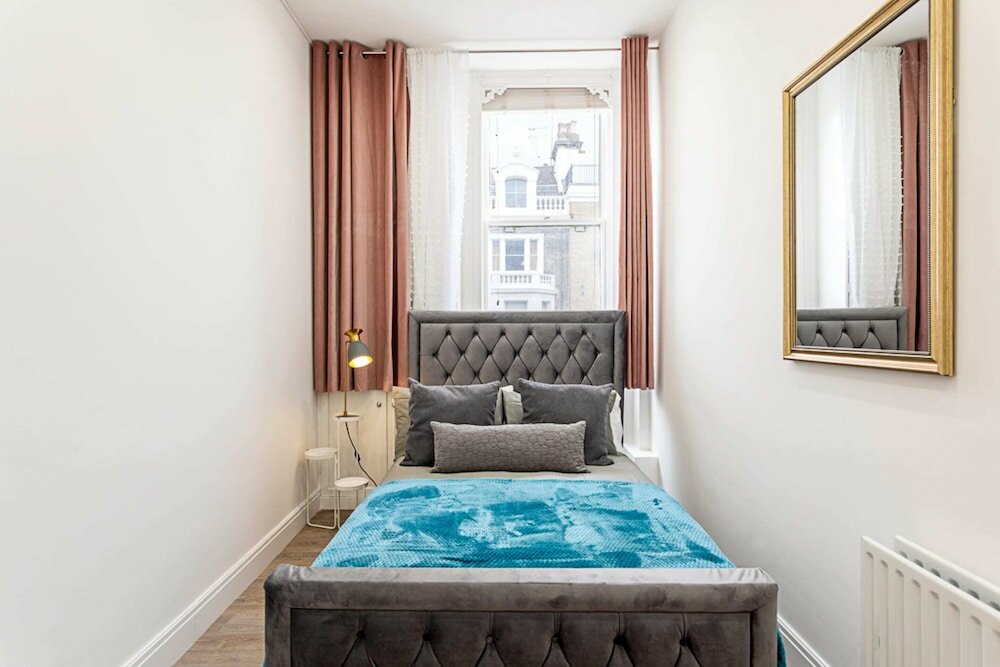 Фото Charming Chelsea Flat