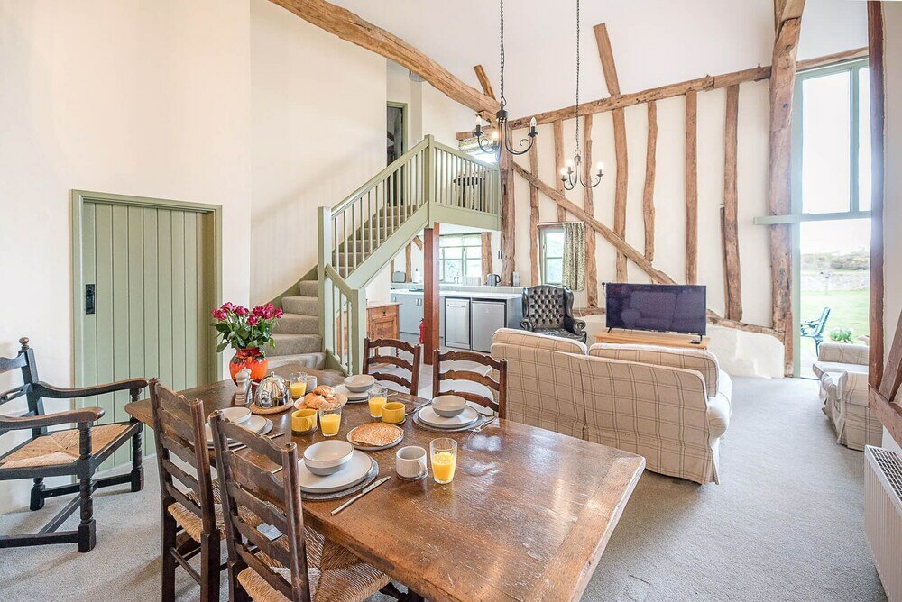 Фото Granary Cottage, Valley Farm Barns Snape