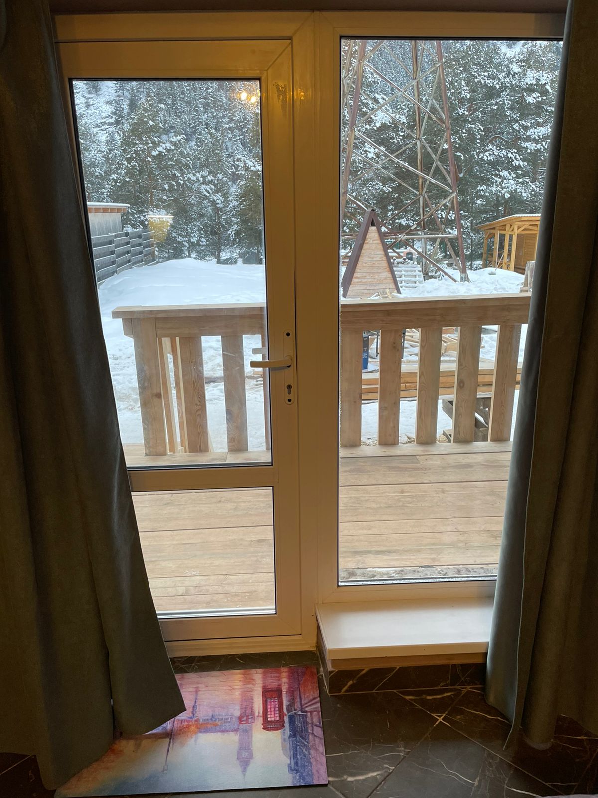 Фото Дом у реки