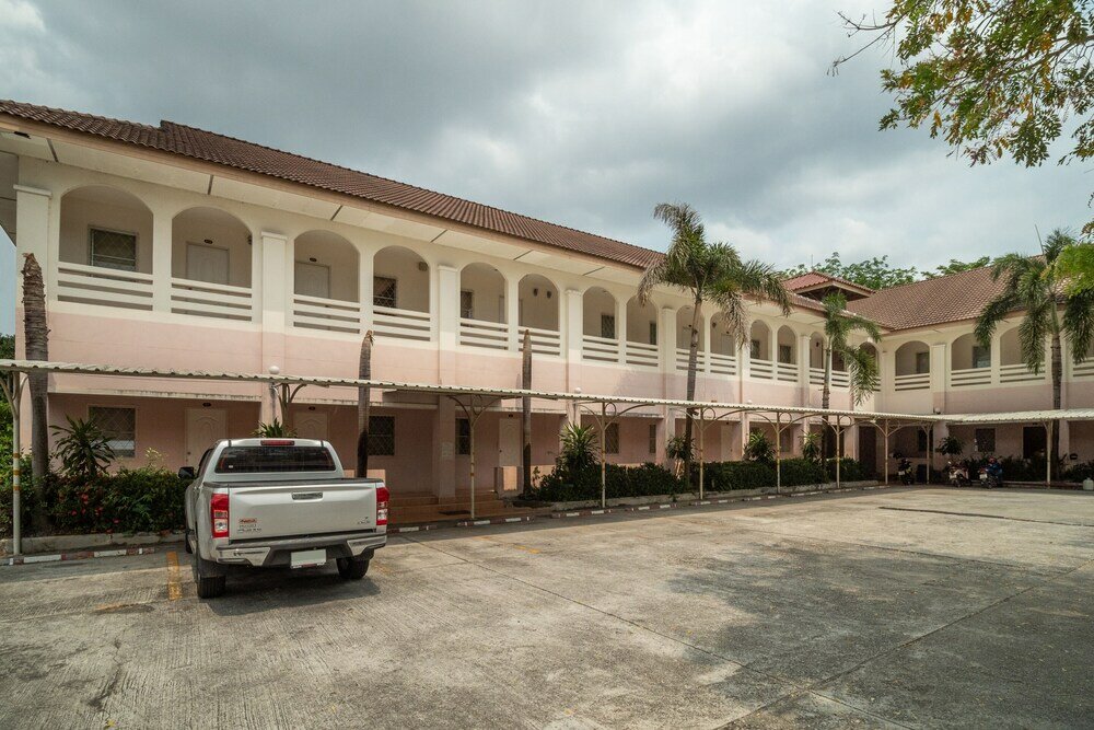 Фото Oyo 678 The Room Relax