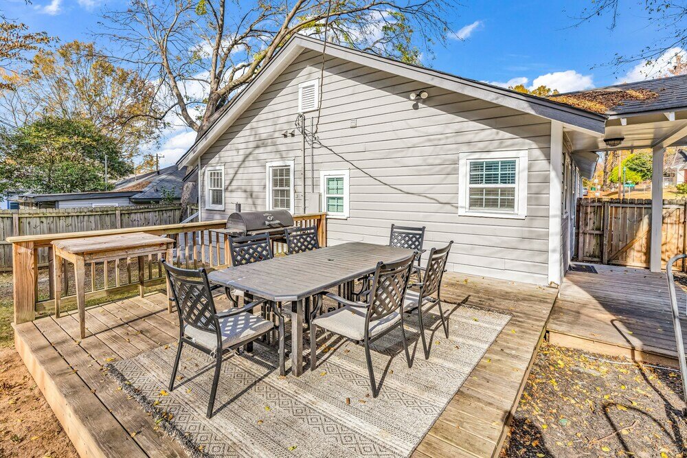 Фото Bright and Modern Close to Everything