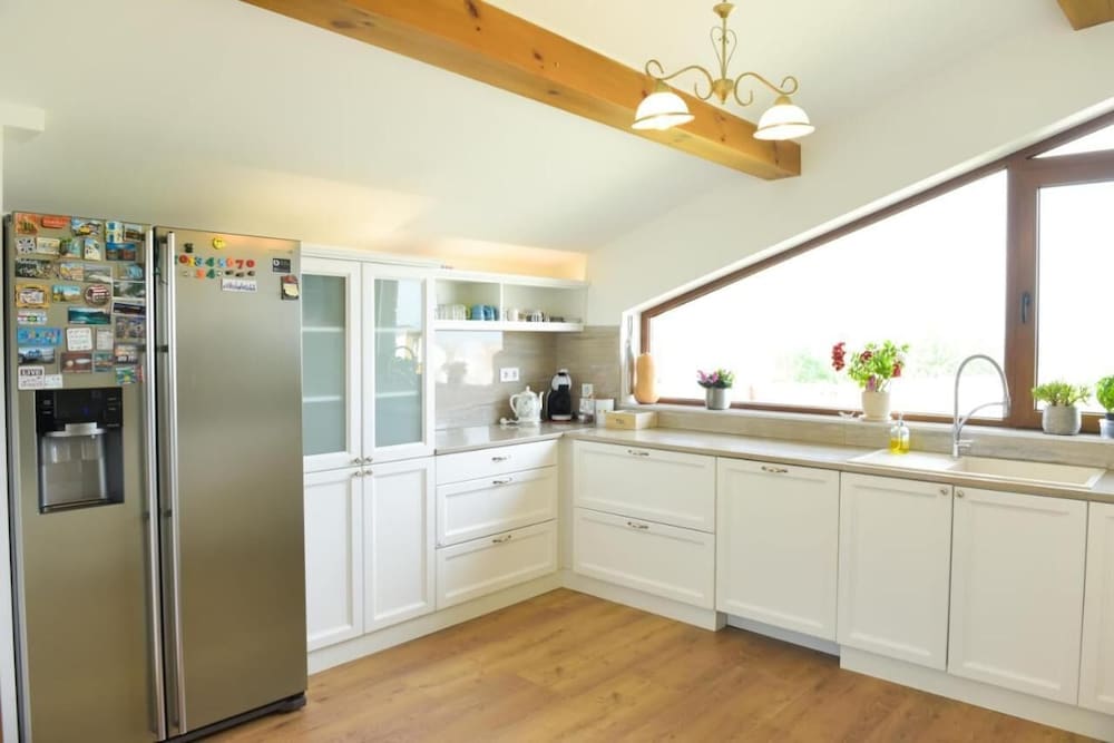 Фото Luxurious Chalet near Pirin Golf Resort