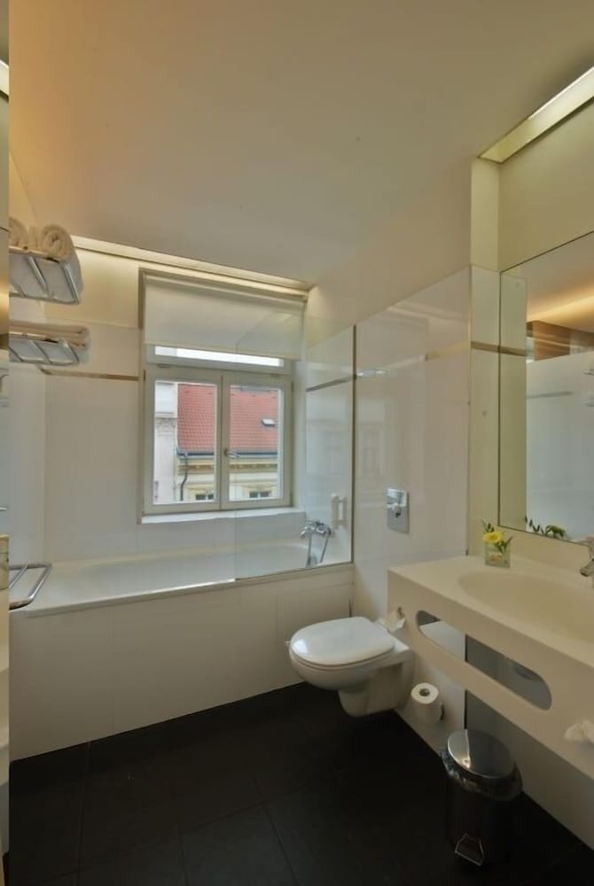 Фото Three Crowns Hotel Prague