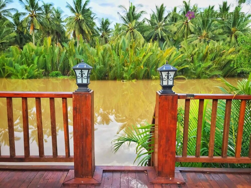 Фото Kampot Tropical Village