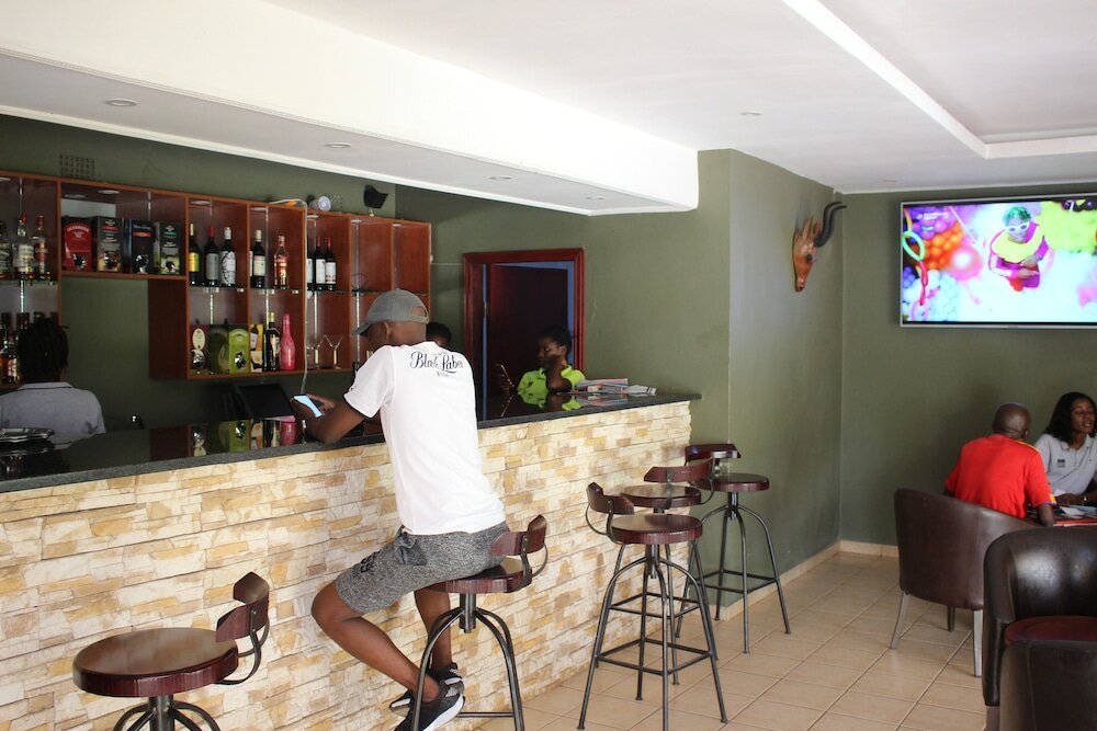 Фото Four Pillars Lodge Chilanga