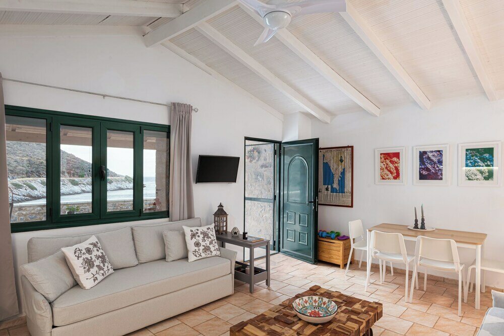 Фото K Waterfront Residence In Mani