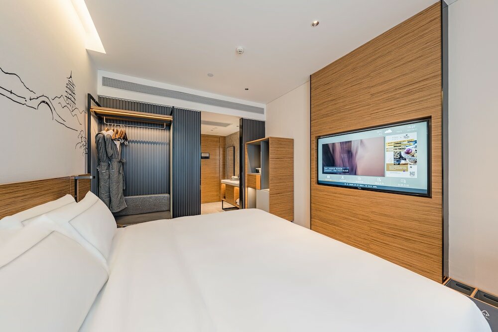 Фото UrCove Hangzhou Riverside Cbd