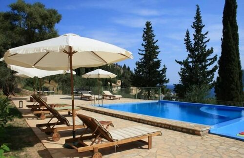 Гостиница Lefkas Petra