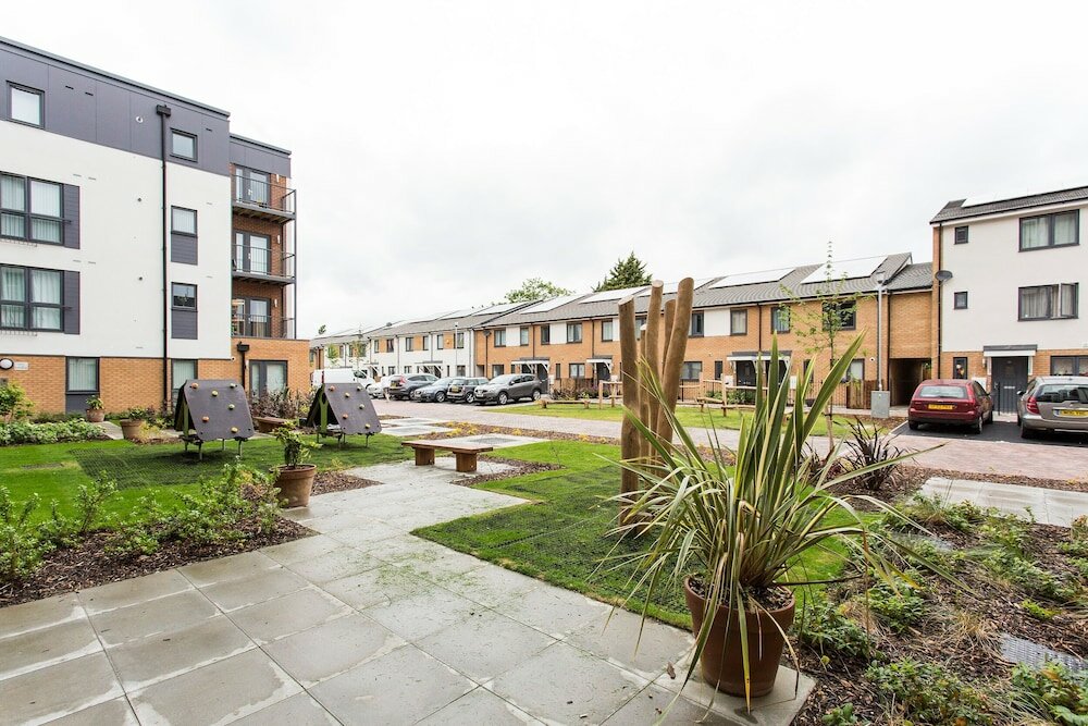 Фото Altido Lovely 1-bed Flat Near 02 Arena