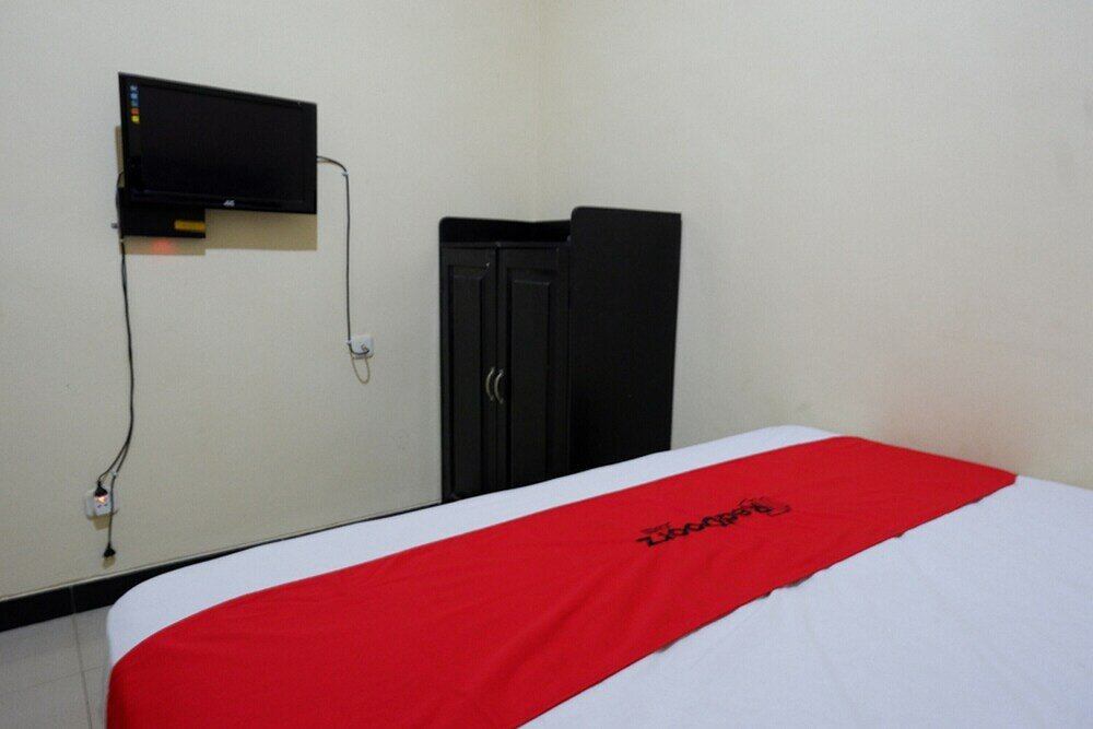 Фото RedDoorz near Gor Wisanggeni
