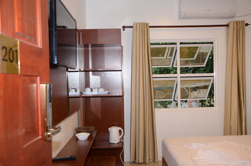 Фото Cornerstay at Dhangethi