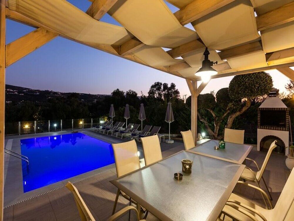 Фото Villa Kalli