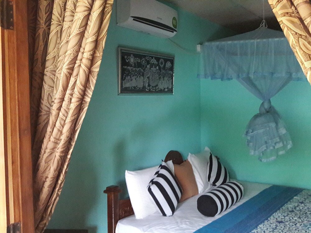 Фото Iduwaraguest