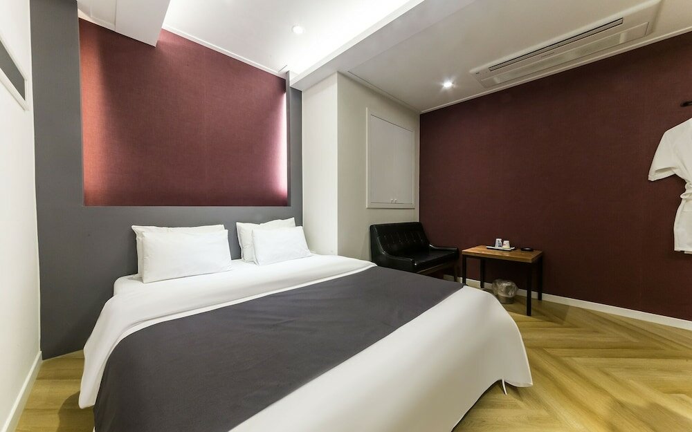 Фото Suwon Hotel Jun