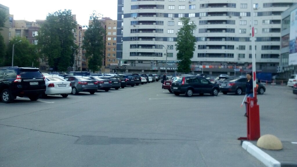 Parking lot Парковка ТЦ Этажи, Nizhny Novgorod, photo