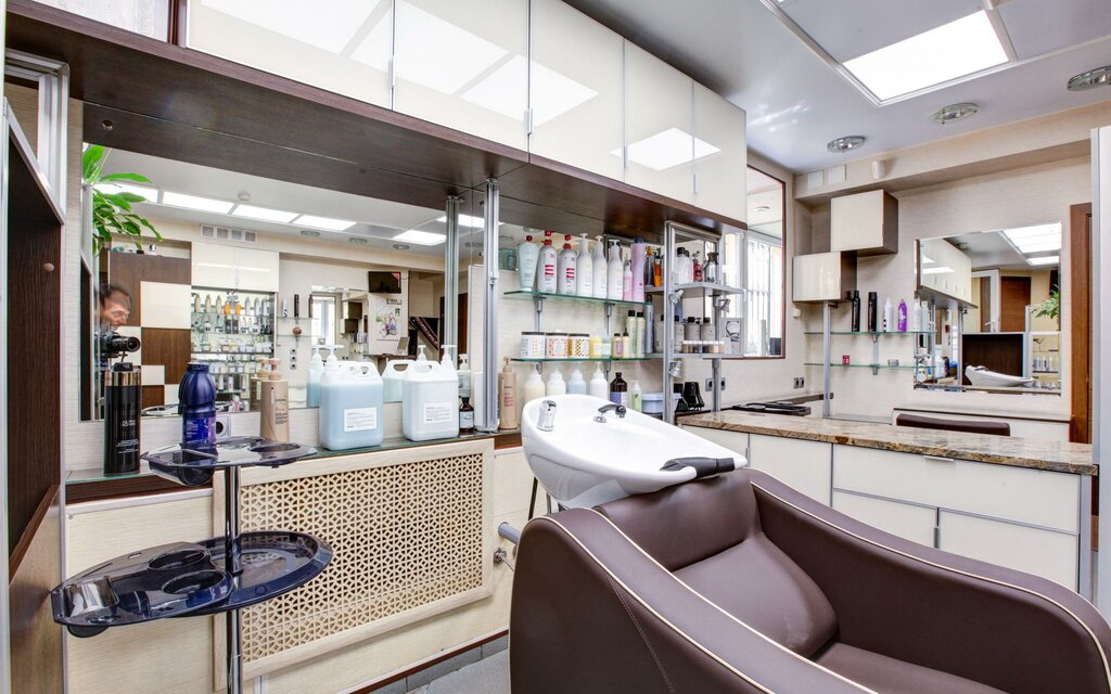 couples-beauty-salons-equipment-supplies-youngstown-ohio-nakat-brunette