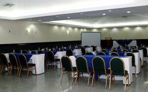 Гостиница Best Western Las Mercedes Airport