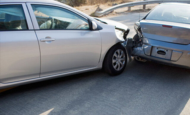 Car service, auto repair D Watson, London, photo