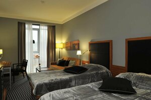 Otel Roche Royal (Kramatorsk District, Sviatohirsk, Kurortna vulytsia) ، فندق