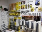 Krepeg Ot A Do Ya (Tovarnaya ulitsa, 1В), fasteners