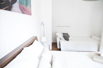 Фото Alessia's Flat - Naviglio Grande