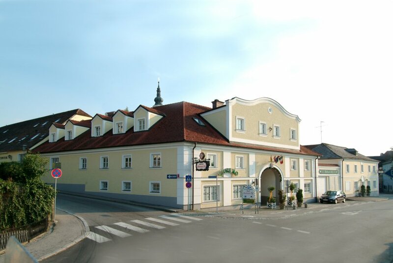 Гостиница Hotel Biedermeier Hof