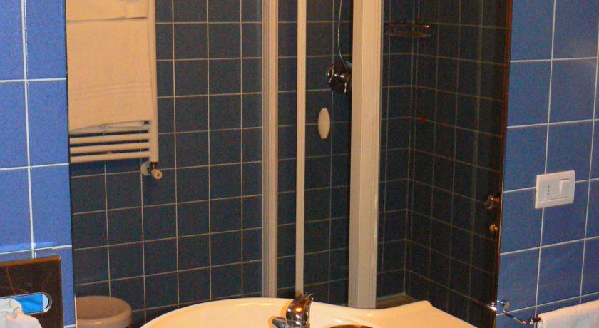 Фото Hotel Due Torri Tempesta Di Casarin Venerio & C. SAS