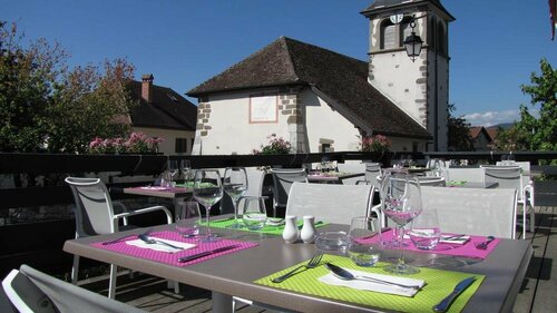 Гостиница Logis Hôtel Annecy Nord Argonay