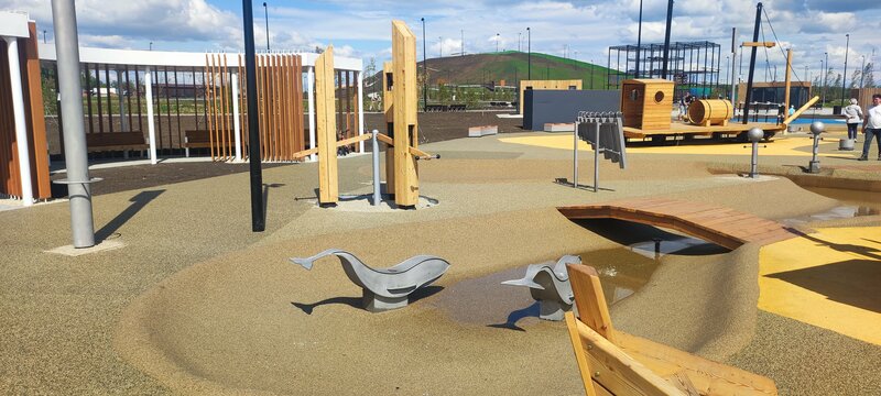 Қызы мен әкесінің порно видеосы