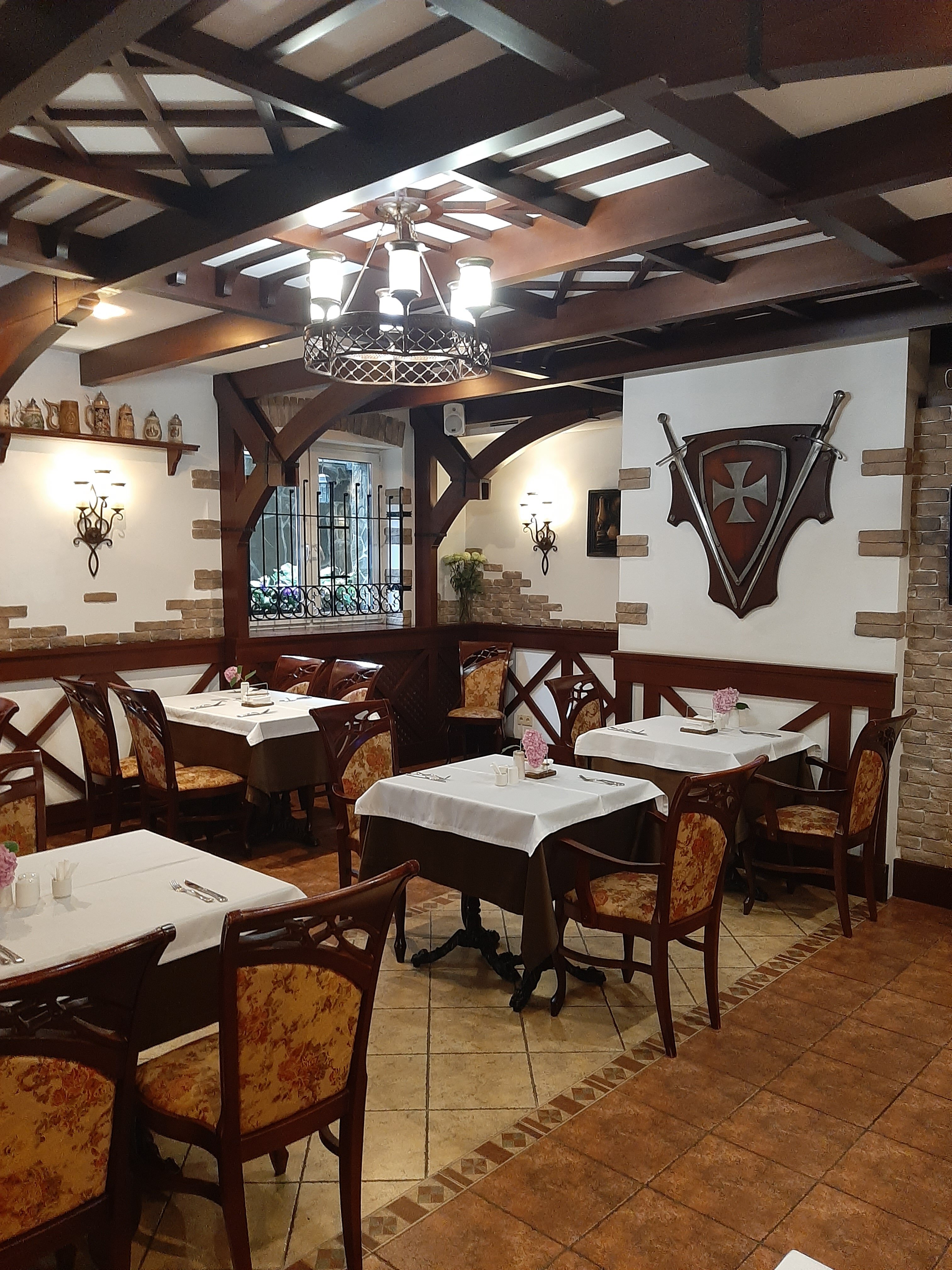 Фото Замковый