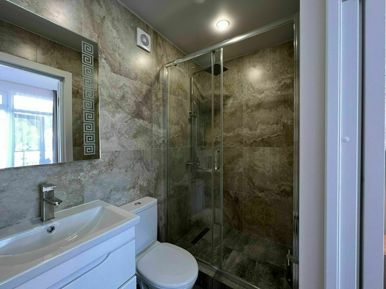 Фото Astra Montale Family