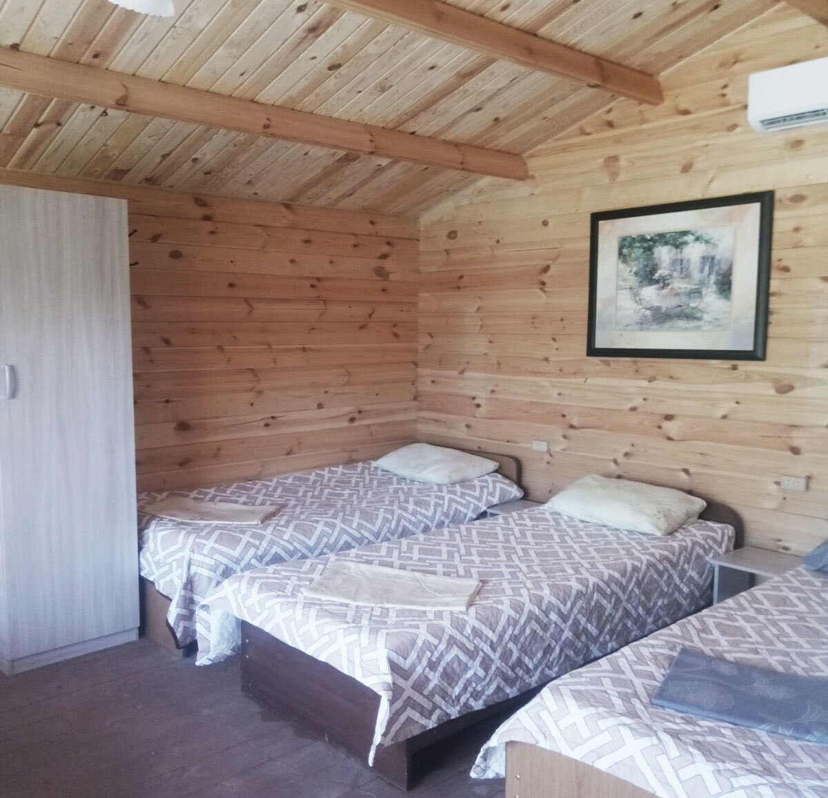 Фото У Комаровых