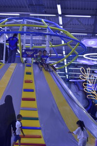 Skypark (Saktagan Baishev Street, 7), entertainment center