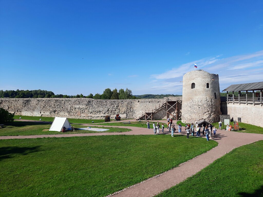 Достопримечательность Башня Луковка, Псковская область, фото