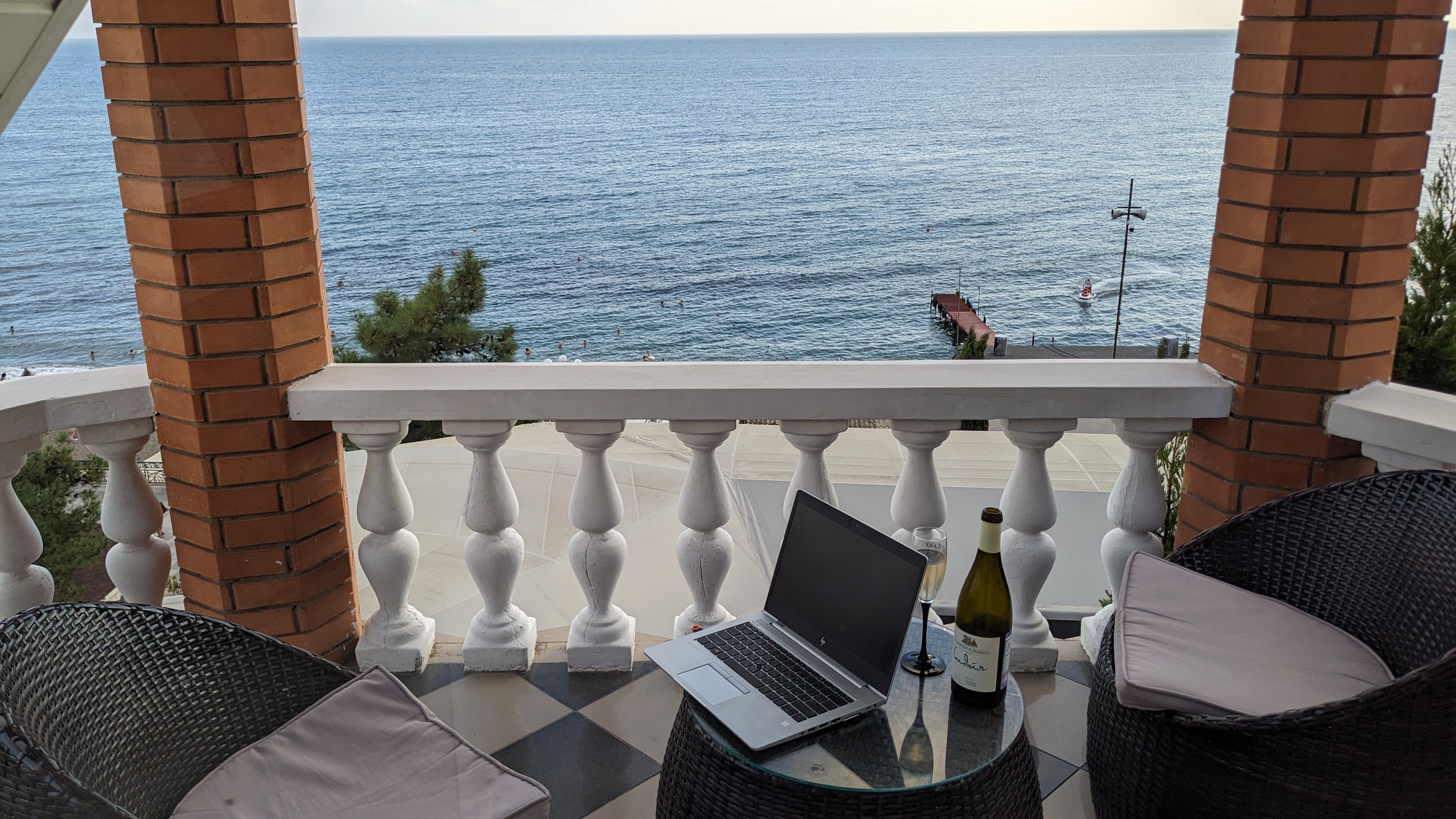 Фото Прибой