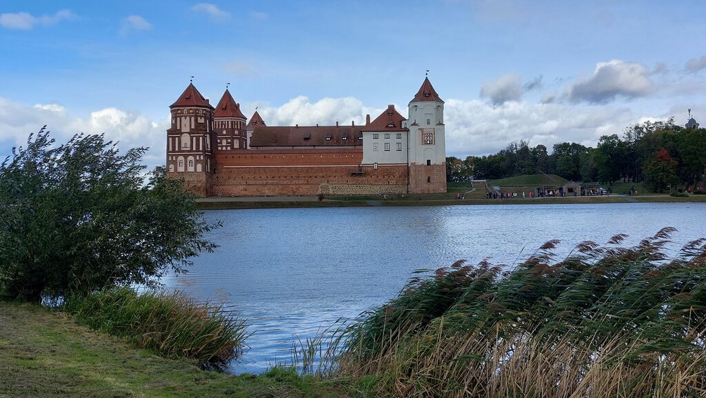 Гостиница Мирский замок, Гродненская область, фото