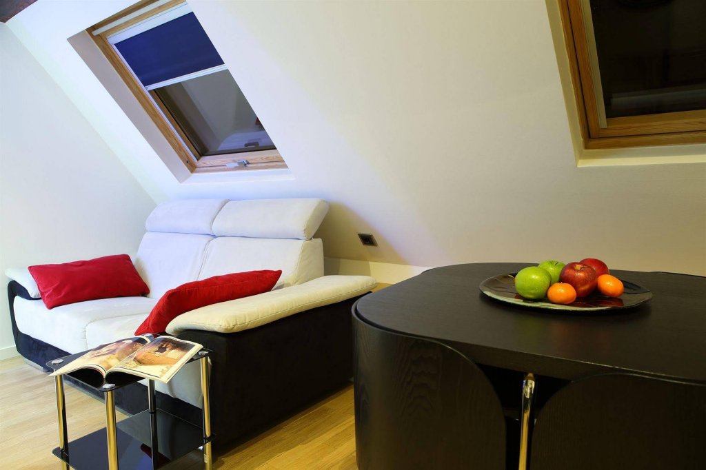 Фото The Queen Luxury Apartments - Villa Medici