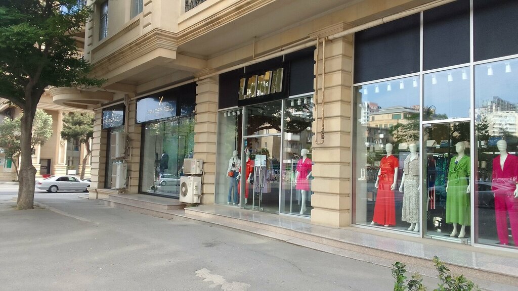Clothing store Lama, Baku, photo